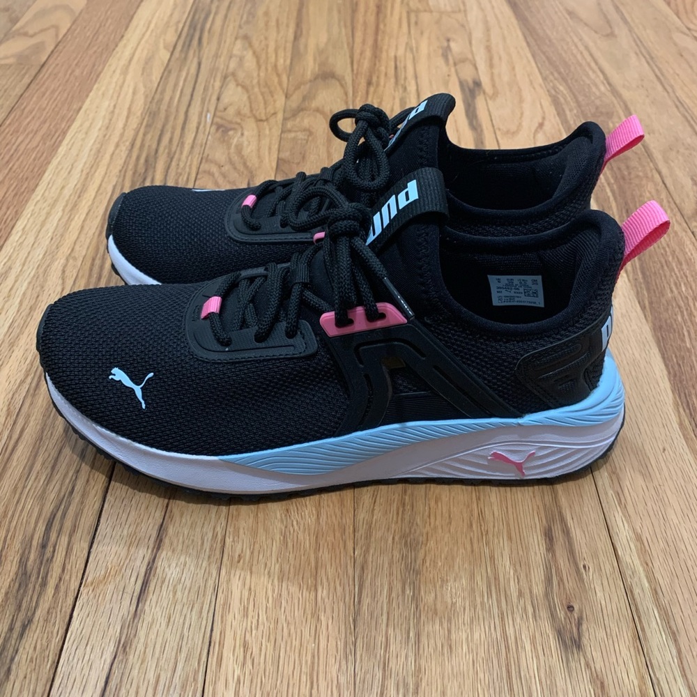 Puma Sneakers